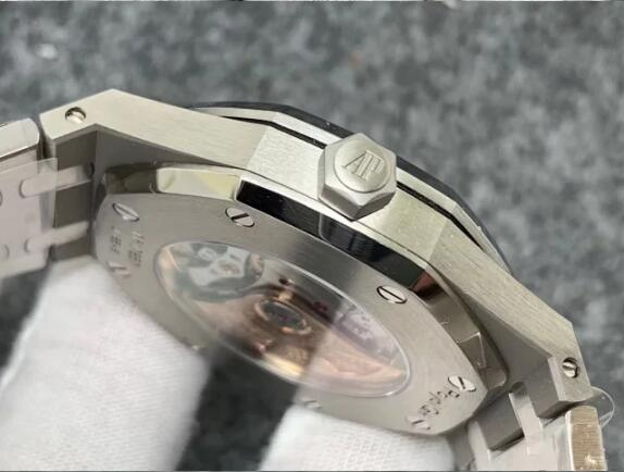 Audemars piguet Royal Oak Watch - Image 6