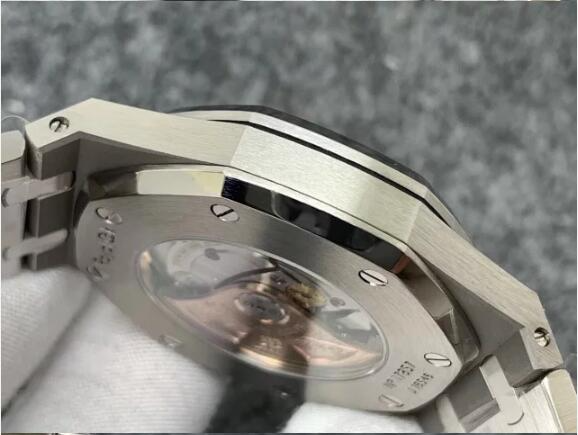 Audemars piguet Royal Oak Watch - Image 5