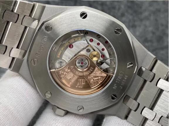 AUDEMARS PIGUET ROYAL OAK ICED BEZEL Watch - Image 3