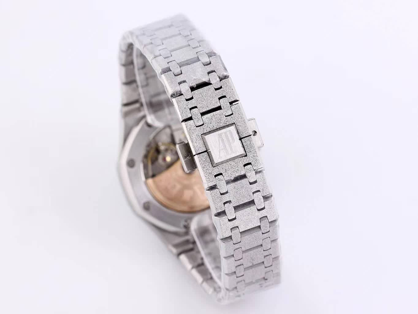 Frosted AP Royal Oak 15400 Black Dial Watch - Image 2