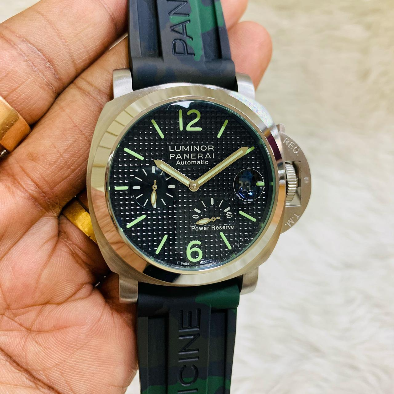 Luminor Panerai Automatic Power reserve Watch