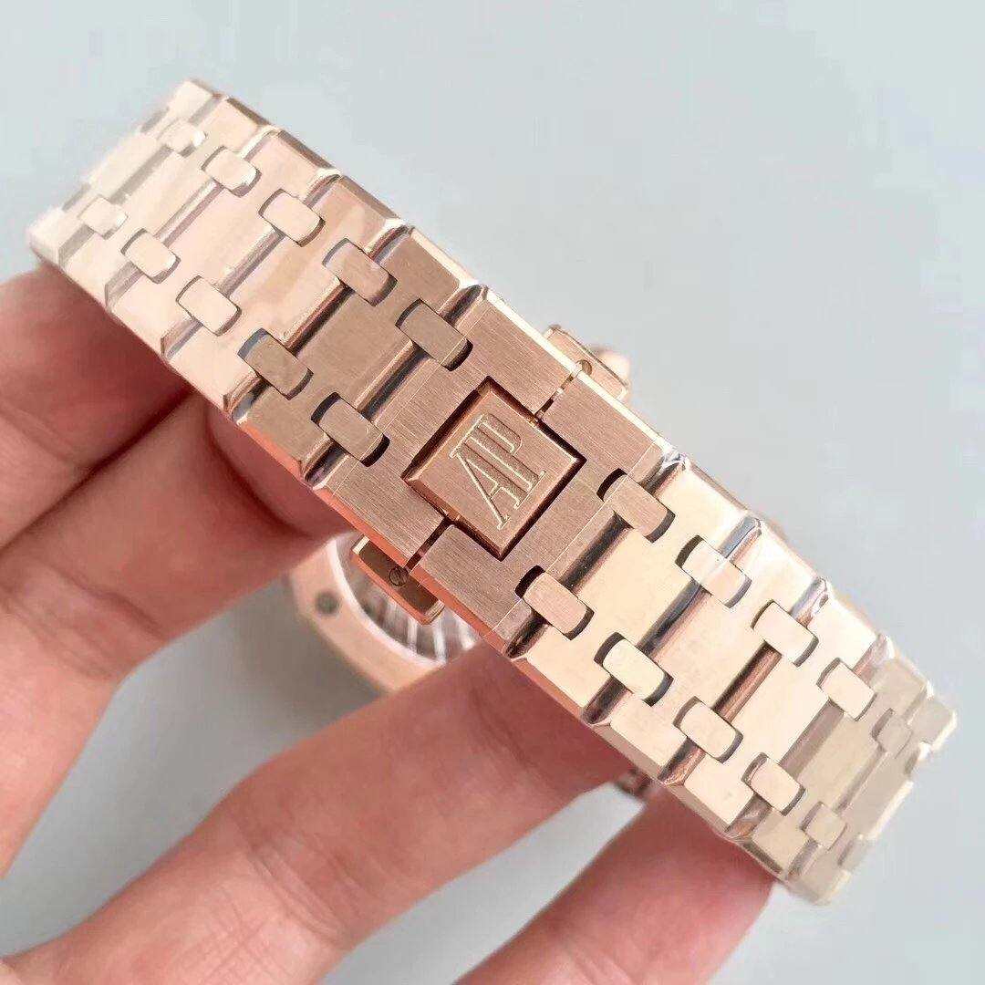 AUDEMARS PIGUET ROYAL OAK ROSE GOLD AAA REPLICA Watch - Image 4
